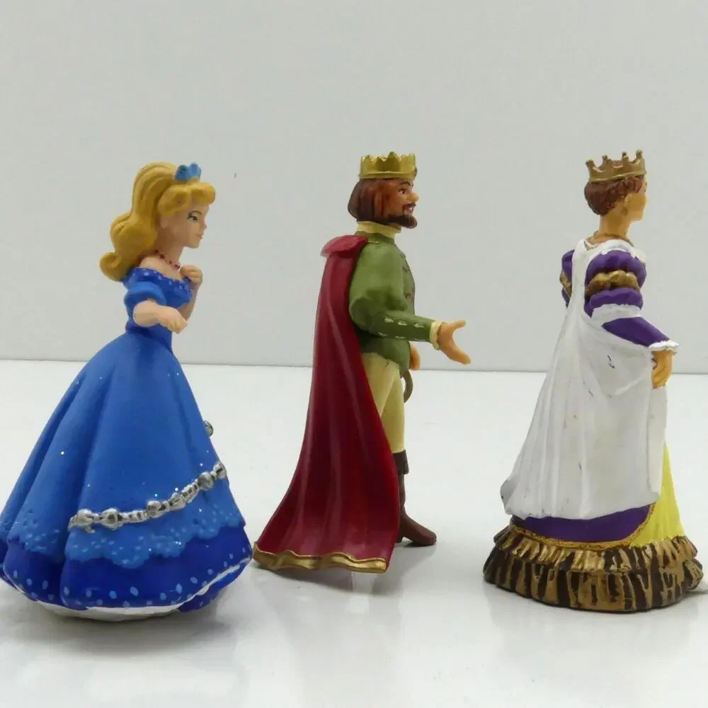 Lot of 12 Fantasy Medieval Figure Collection Dragons Knights Princess Horse Toy
